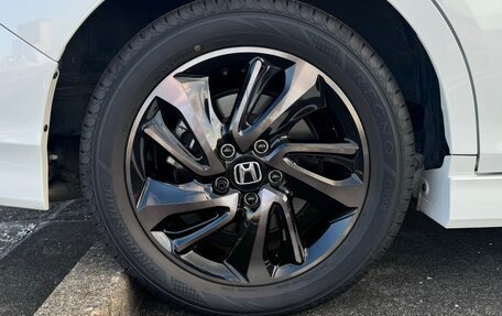 Honda Stepwgn IV, 2021 год, 1 990 000 рублей, 24 фотография