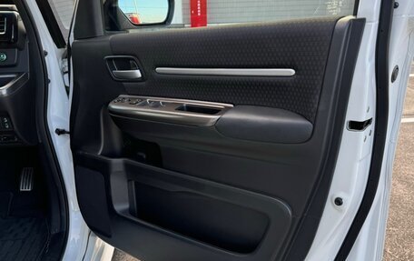 Honda Stepwgn IV, 2021 год, 1 990 000 рублей, 19 фотография