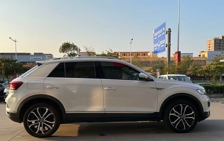 Volkswagen T-Roc I, 2022 год, 1 650 760 рублей, 7 фотография