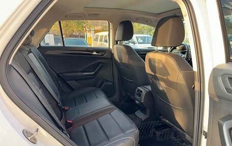 Volkswagen T-Roc I, 2022 год, 1 650 760 рублей, 12 фотография