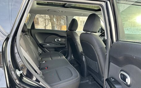 KIA Soul II рестайлинг, 2015 год, 1 170 000 рублей, 28 фотография