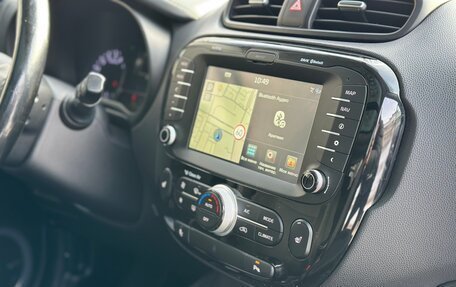 KIA Soul II рестайлинг, 2015 год, 1 170 000 рублей, 30 фотография