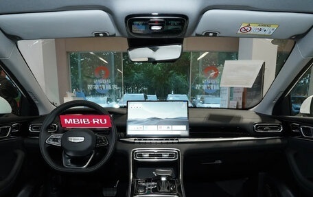 Geely Emgrand, 2025 год, 1 795 000 рублей, 13 фотография