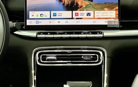 Geely Emgrand, 2025 год, 1 795 000 рублей, 22 фотография