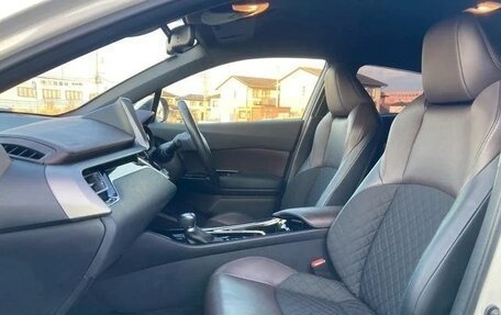 Toyota C-HR I рестайлинг, 2020 год, 1 584 000 рублей, 10 фотография