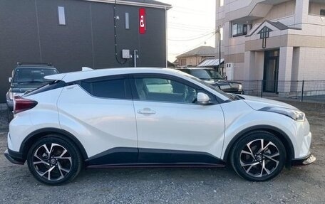 Toyota C-HR I рестайлинг, 2020 год, 1 584 000 рублей, 7 фотография