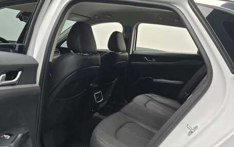 KIA K5, 2022 год, 2 115 000 рублей, 12 фотография