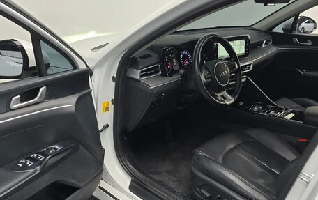 KIA K5, 2022 год, 2 115 000 рублей, 11 фотография