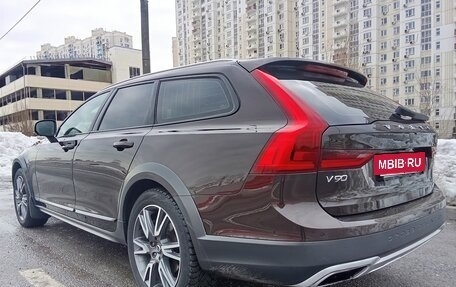 Volvo V90 Cross Country I рестайлинг, 2019 год, 3 750 000 рублей, 4 фотография
