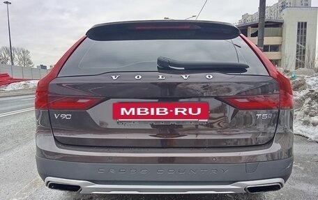 Volvo V90 Cross Country I рестайлинг, 2019 год, 3 750 000 рублей, 5 фотография