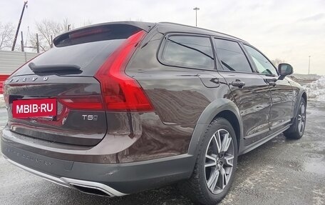 Volvo V90 Cross Country I рестайлинг, 2019 год, 3 750 000 рублей, 6 фотография