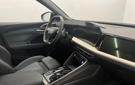 Audi Q5, 2025 год, 9 фотография