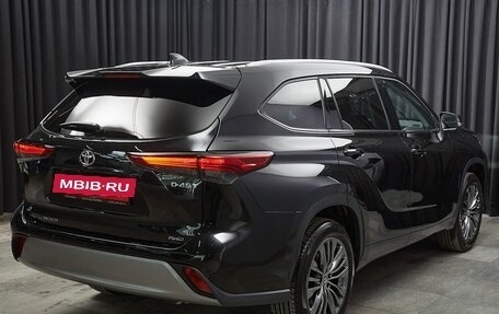 Toyota Highlander, 2025 год, 5 550 000 рублей, 4 фотография