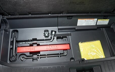 Toyota Highlander, 2025 год, 5 550 000 рублей, 29 фотография