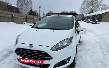 Ford Fiesta, 2016 год, 820 000 рублей, 2 фотография