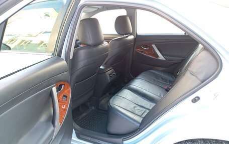 Toyota Camry, 2008 год, 1 120 000 рублей, 10 фотография