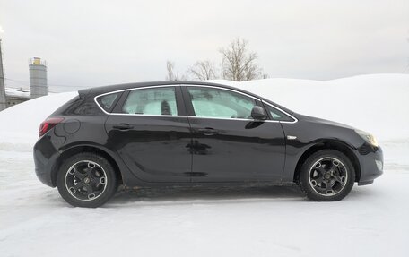 Opel Astra J, 2011 год, 680 000 рублей, 4 фотография