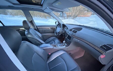 Mercedes-Benz E-Класс, 2004 год, 1 100 000 рублей, 15 фотография