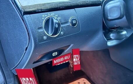 Mercedes-Benz E-Класс, 2004 год, 1 100 000 рублей, 8 фотография