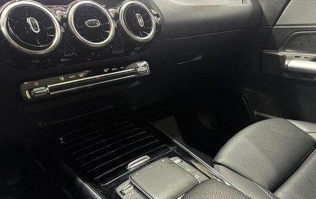 Mercedes-Benz GLA, 2022 год, 2 222 000 рублей, 15 фотография