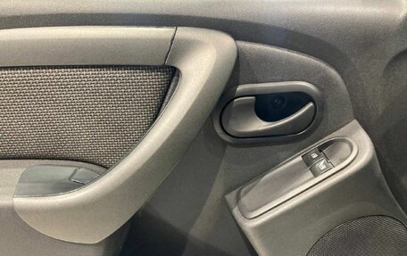 Renault Duster I рестайлинг, 2017 год, 1 150 000 рублей, 17 фотография