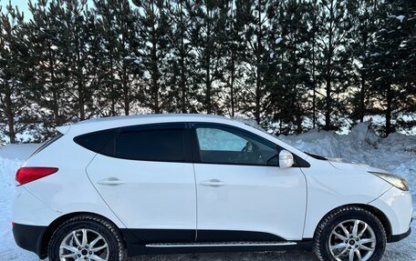 Hyundai ix35 I рестайлинг, 2013 год, 1 300 000 рублей, 4 фотография