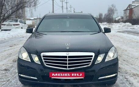 Mercedes-Benz E-Класс, 2012 год, 1 470 000 рублей, 2 фотография