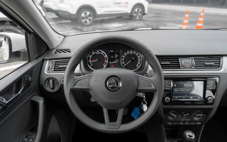 Skoda Rapid I, 2018 год, 1 195 000 рублей, 11 фотография