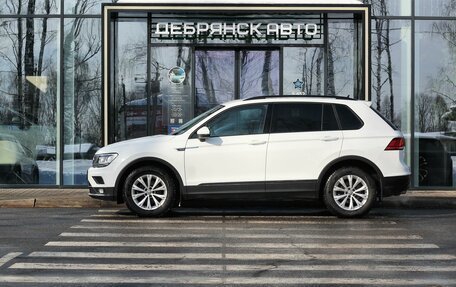 Volkswagen Tiguan II, 2019 год, 2 595 000 рублей, 2 фотография
