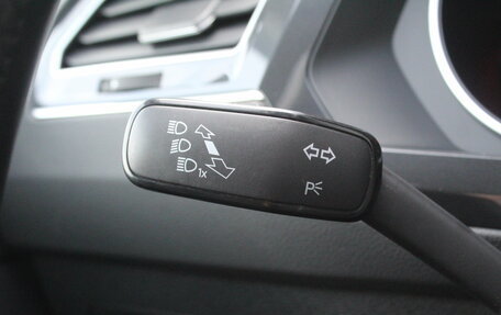 Volkswagen Tiguan II, 2019 год, 2 595 000 рублей, 12 фотография