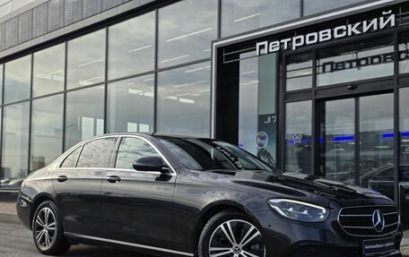 Mercedes-Benz E-Класс, 2022 год, 5 150 000 рублей, 6 фотография