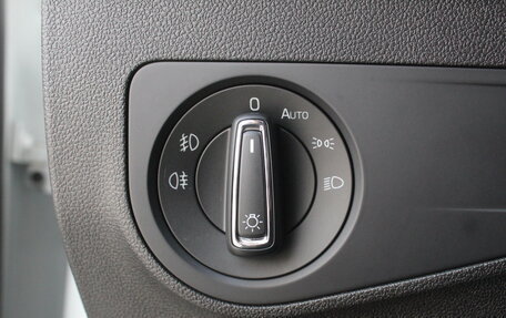 Volkswagen Tiguan II, 2019 год, 2 595 000 рублей, 18 фотография