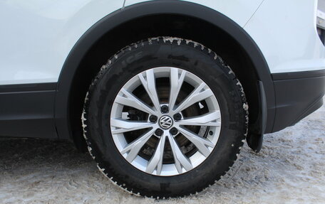 Volkswagen Tiguan II, 2019 год, 2 595 000 рублей, 25 фотография