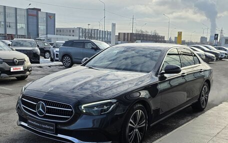 Mercedes-Benz E-Класс, 2022 год, 5 150 000 рублей, 3 фотография