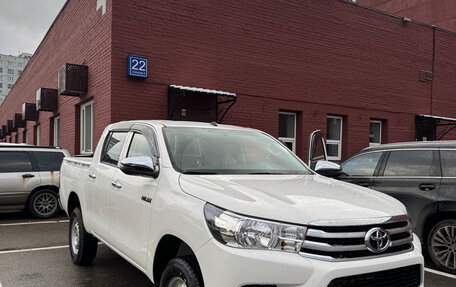 Toyota Hilux VIII, 2024 год, 7 200 000 рублей, 2 фотография