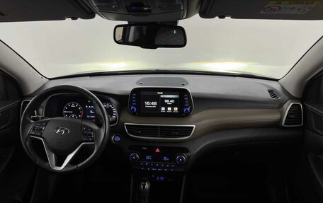 Hyundai Tucson III, 2020 год, 2 430 000 рублей, 5 фотография