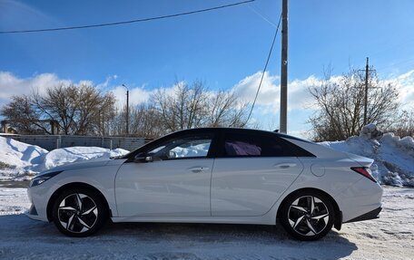 Hyundai Elantra, 2021 год, 2 200 000 рублей, 7 фотография