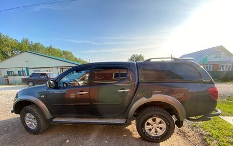 Mitsubishi L200 IV рестайлинг, 2013 год, 1 700 000 рублей, 4 фотография