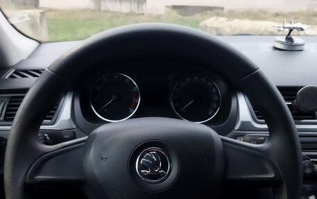 Skoda Rapid I, 2017 год, 1 300 000 рублей, 12 фотография