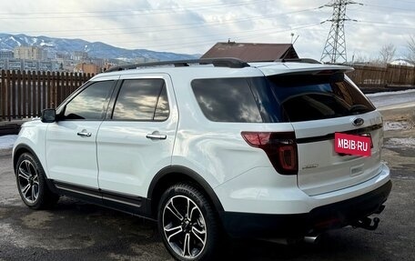 Ford Explorer VI, 2013 год, 1 980 000 рублей, 2 фотография