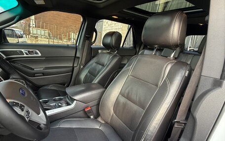 Ford Explorer VI, 2013 год, 1 980 000 рублей, 13 фотография