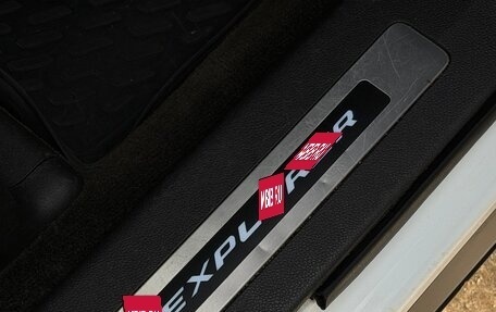 Ford Explorer VI, 2013 год, 1 980 000 рублей, 26 фотография