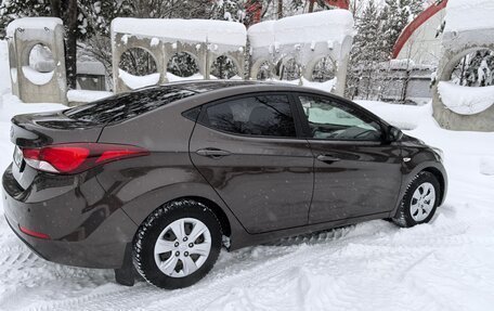 Hyundai Elantra V, 2015 год, 1 360 000 рублей, 2 фотография