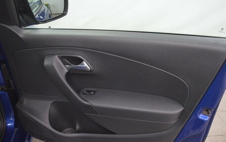 Volkswagen Polo VI (EU Market), 2019 год, 930 000 рублей, 11 фотография