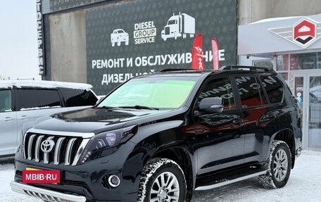 Toyota Land Cruiser Prado 150 рестайлинг 2, 2017 год, 4 200 000 рублей, 3 фотография