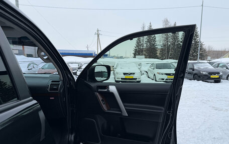 Toyota Land Cruiser Prado 150 рестайлинг 2, 2017 год, 4 200 000 рублей, 32 фотография