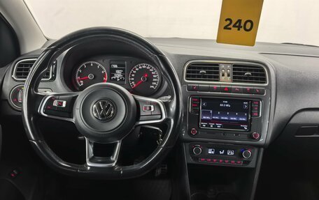 Volkswagen Polo VI (EU Market), 2018 год, 1 090 000 рублей, 9 фотография