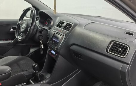 Volkswagen Polo VI (EU Market), 2018 год, 1 090 000 рублей, 17 фотография