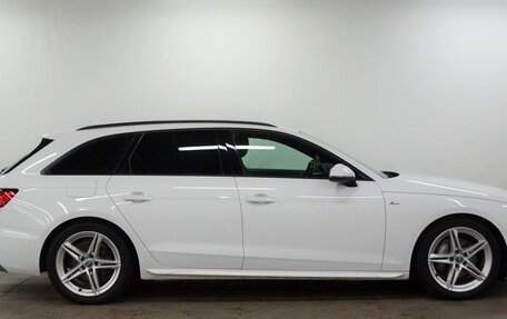 Audi A4, 2019 год, 2 950 000 рублей, 4 фотография