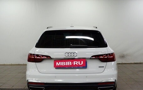 Audi A4, 2019 год, 2 950 000 рублей, 7 фотография